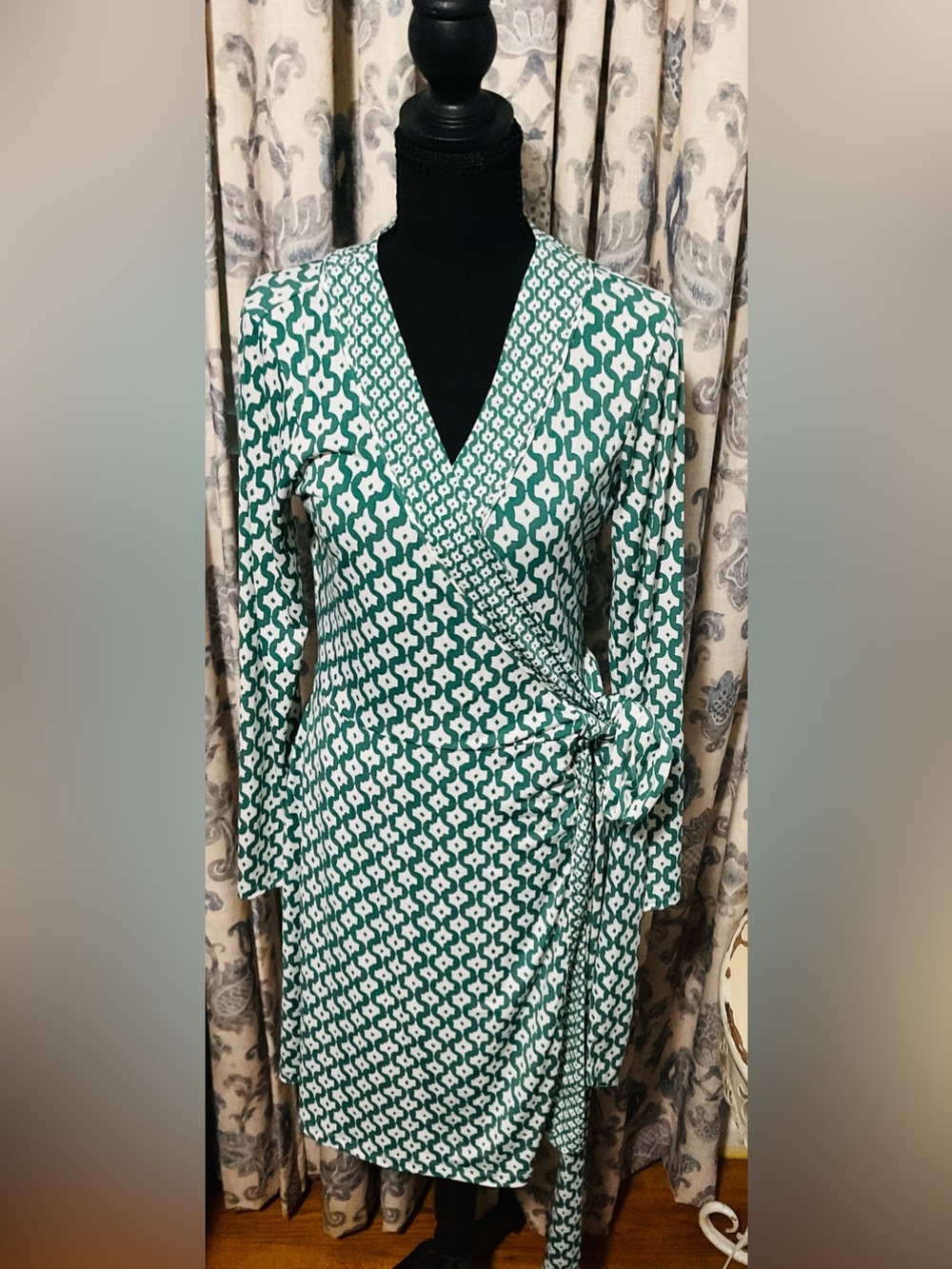 Banana Republic Teal and White Geometric Print wrap dress